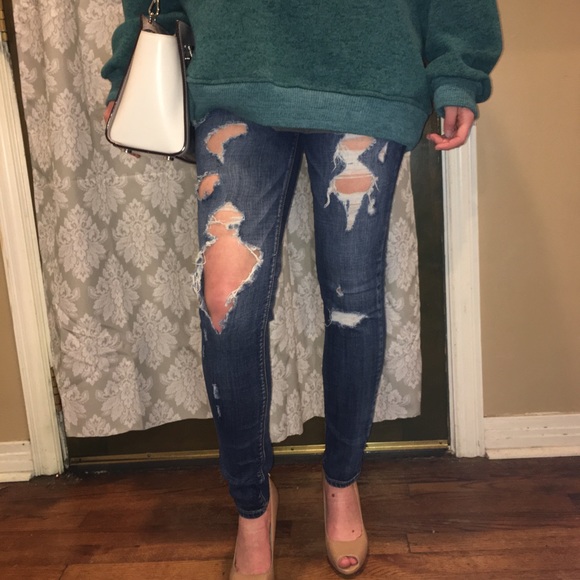 Sold in custom bundle on Poshmark - Picture 2 of 4